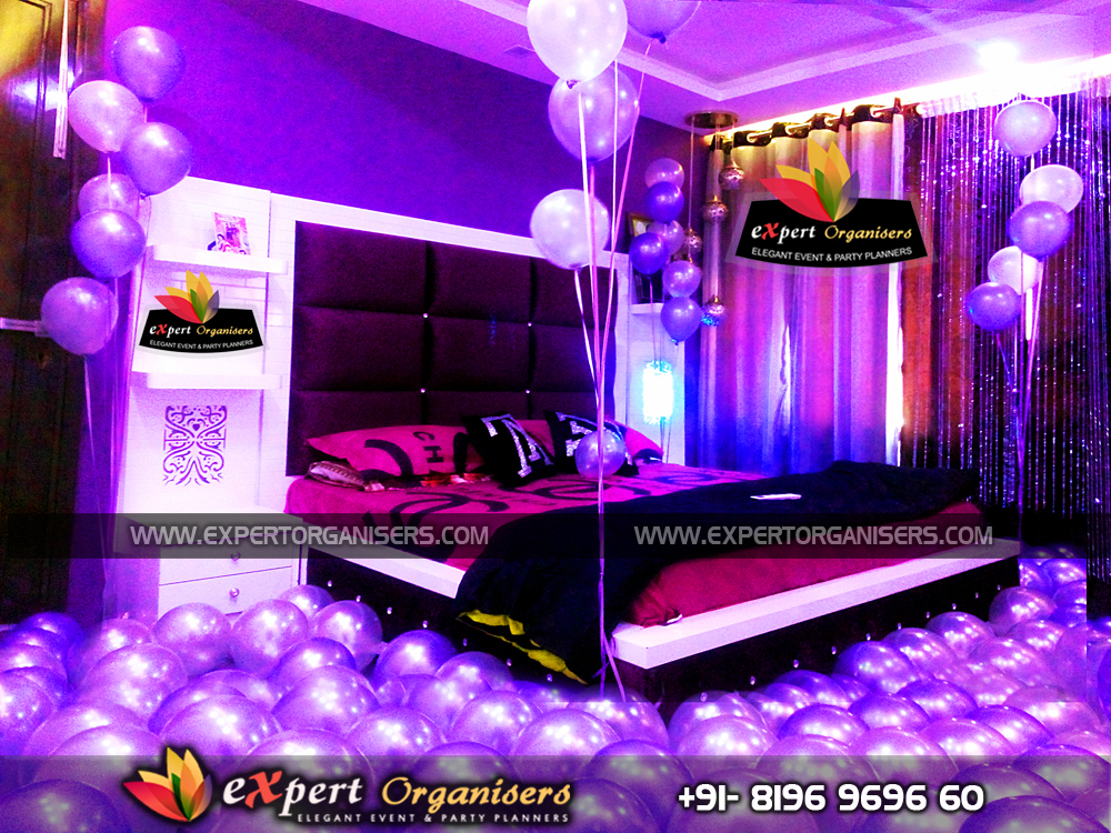 Romantic Room Decoration With Stay In Noida For Couples