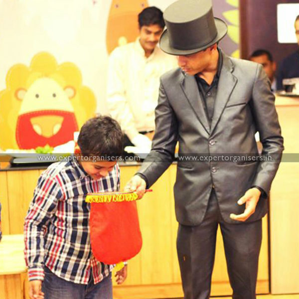 Best Magic show for Birthday Parties in Zirakpur, Mohali | MAGICIAN in Chandigarh