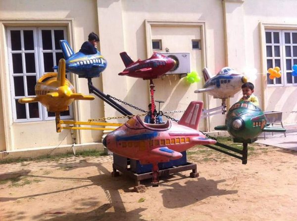 kids party plane merry go round